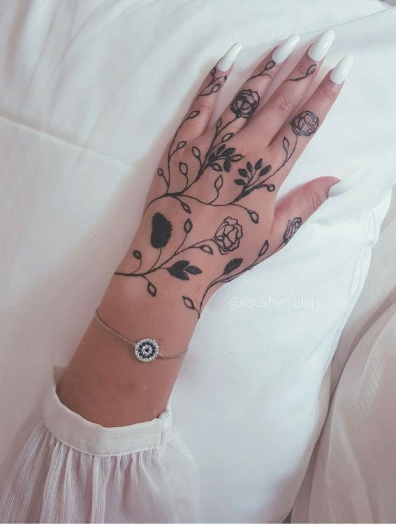 59 Timeless Pattern and Artistry Henna Designs : Large Floral Whimsy