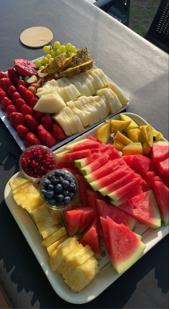 Irresistible Food Cravings Unveiled : Fruit Platters