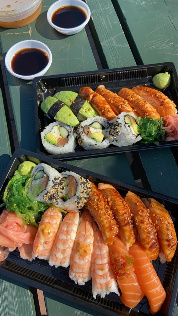 Irresistible Food Cravings Unveiled : Sushi Lunch Boxs