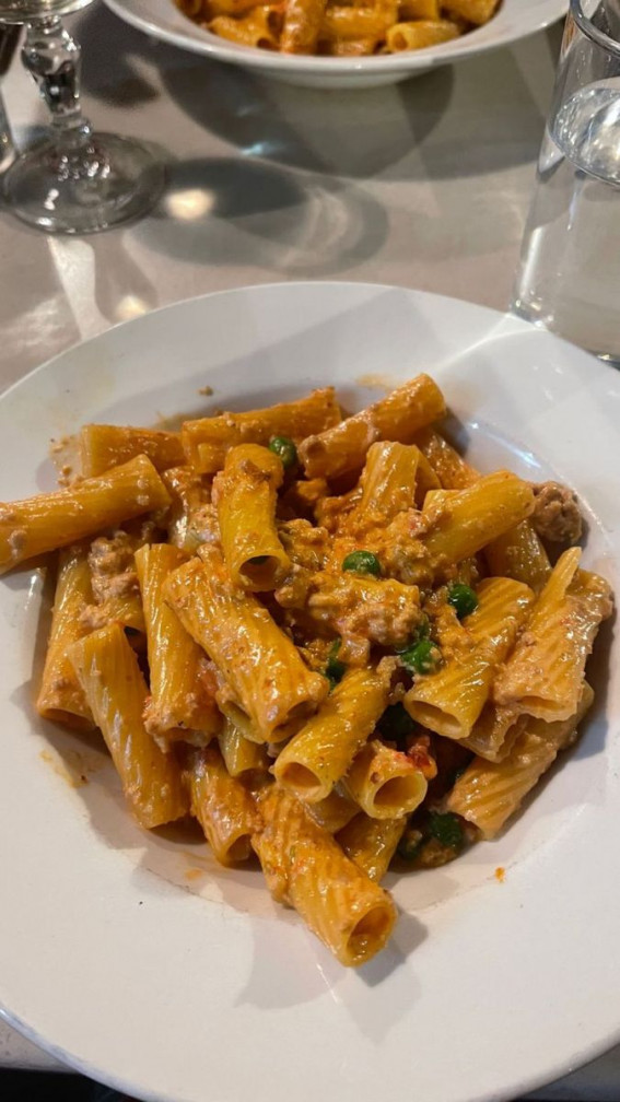 Irresistible Food Cravings Unveiled : Rigatoni with Meat Sauce