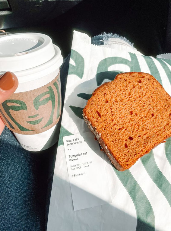 50 Visual Journeys Through Fall’s Aesthetics : Starbucks Pumpkin Loaf