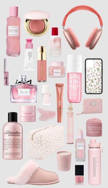 Holiday Happiness 50 The Perfect Christmas Wishlist Ideas : Pink ...