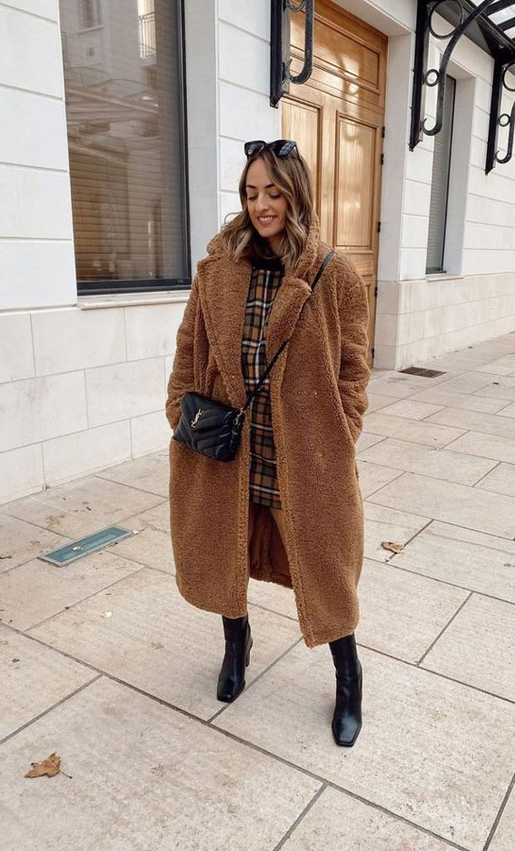 Teddy coat and midi skirt, teddy coat outfit, teddy coat jacket, what to wear in winter, winter outfit ideas