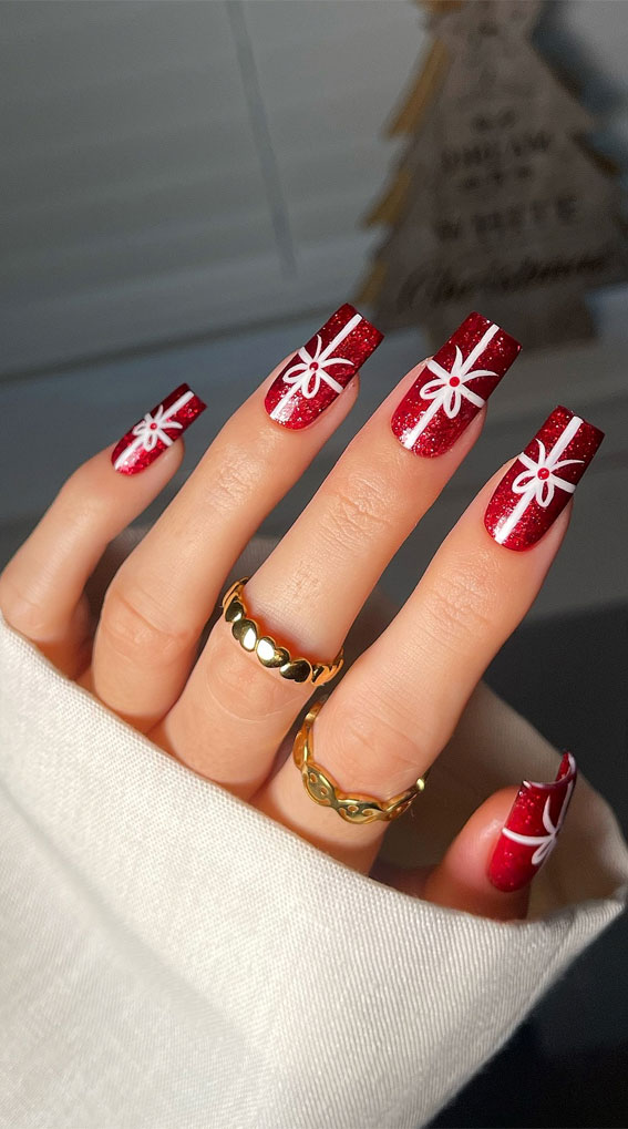 christmas nail designs , red Christmas nails, Christmas nails, red festive nails, red nail designs for christmas, easy christmas nail art, red nails, festive nails, red christmas nails, Christmas nails red, red Christmas nails short