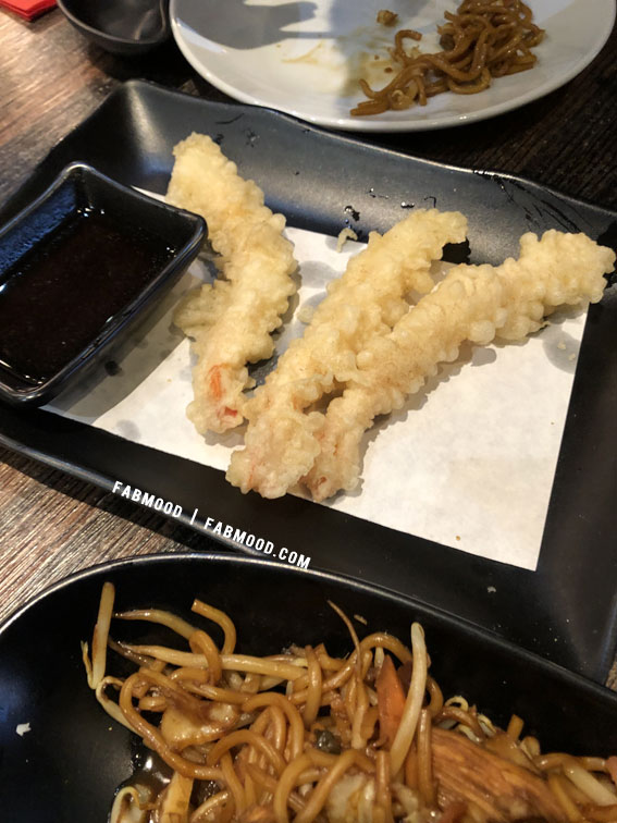 Temptation on a Plate Food Snapshot : Tempura & Yakisoba