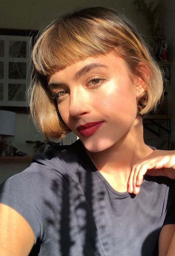 15 Chic French Bob Hairstyles : French Bob with Short Bangs