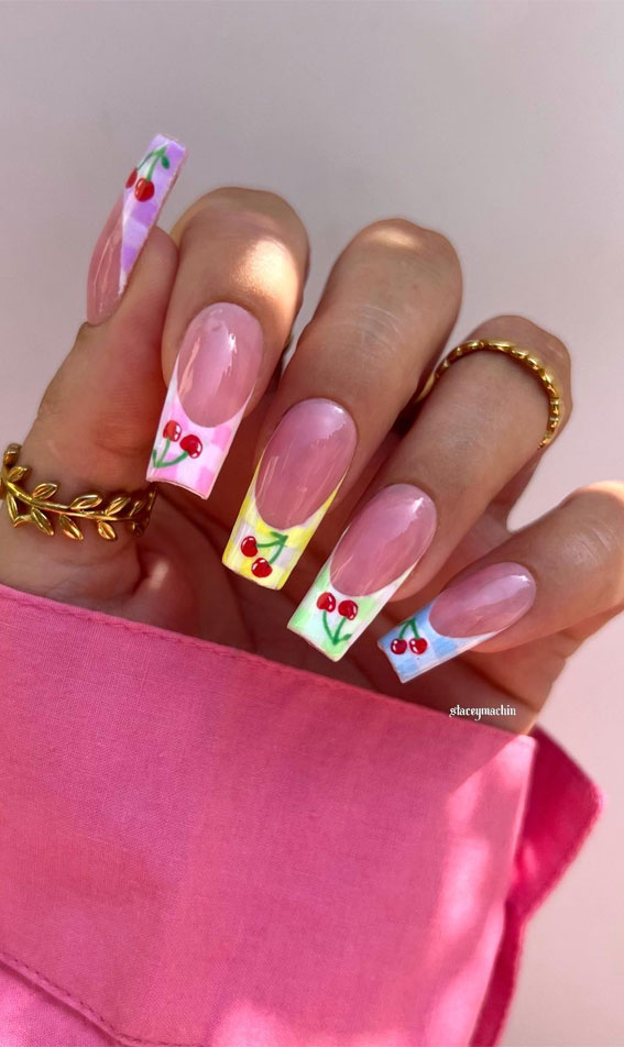 28 Trendy Retro Nails Inspired By The Past : Pastel Gingham French Tips