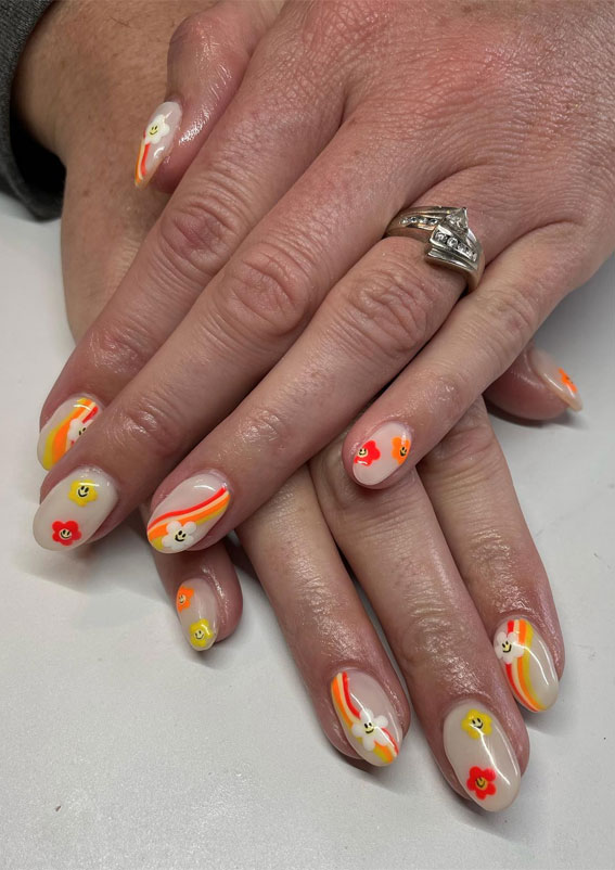 28 Trendy Retro Nails Inspired By The Past : Bold Retro Nails